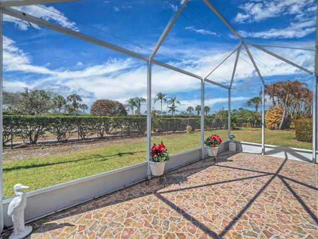 890 NW Sarria Court, Port St. Lucie, Port St Lucie, FL 34986