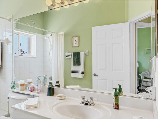 890 NW Sarria Court, Port St. Lucie, Port St Lucie, FL 34986