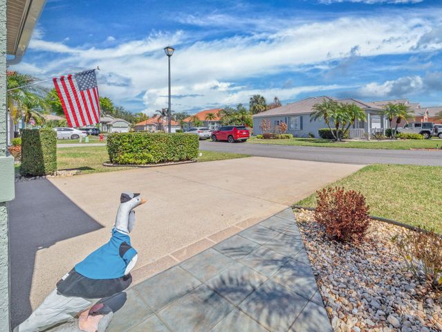 890 NW Sarria Court, Port St. Lucie, Port St Lucie, FL 34986