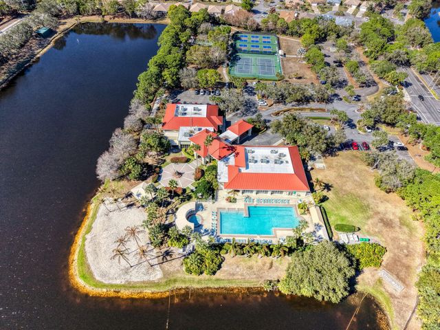 890 NW Sarria Court, Port St. Lucie, Port St Lucie, FL 34986