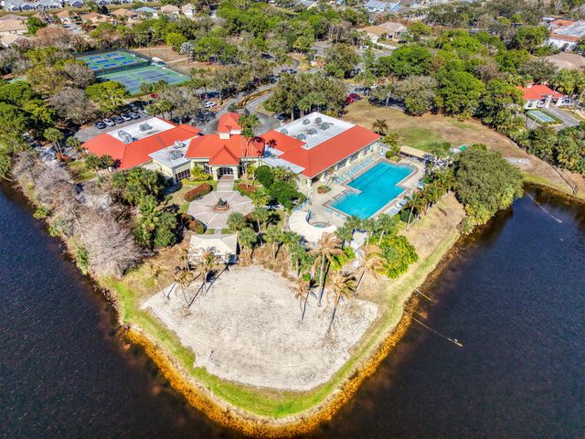 890 NW Sarria Court, Port St. Lucie, Port St Lucie, FL 34986