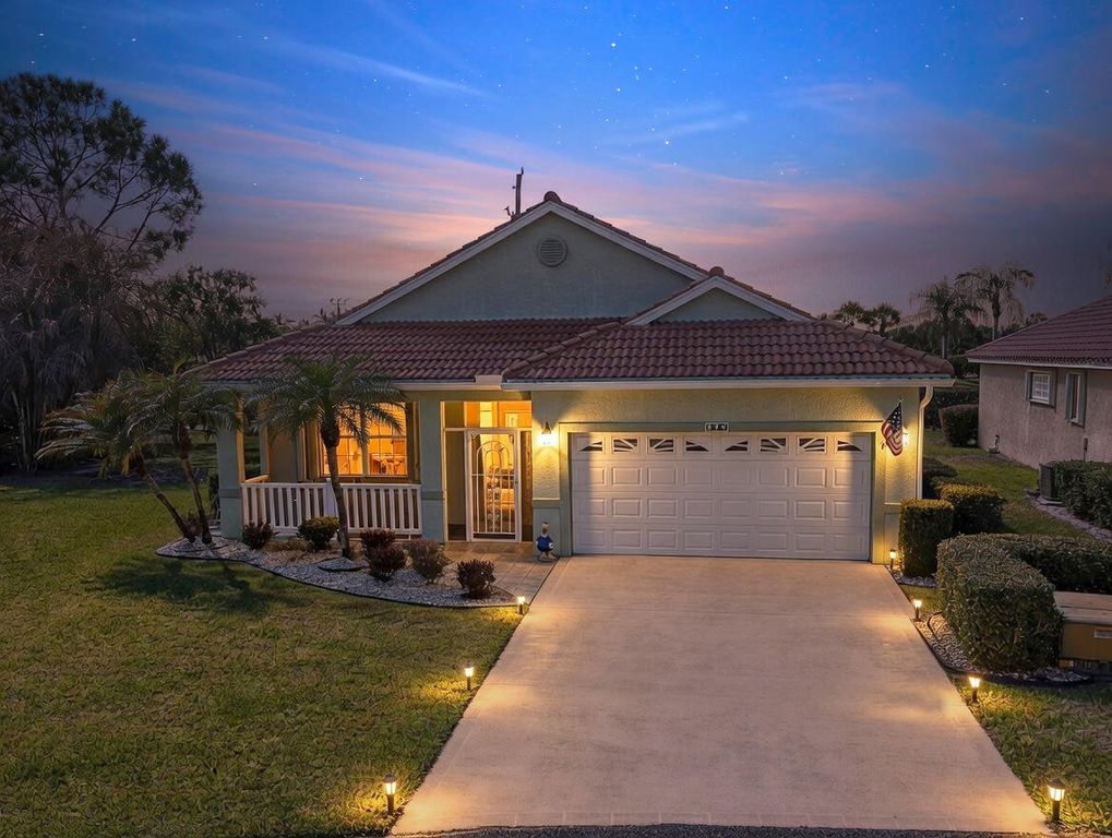 890 NW Sarria Court, Port St. Lucie, Port St Lucie, FL 34986