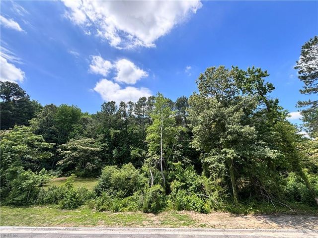 126 Lenas Way, Chesapeake, VA 23320
