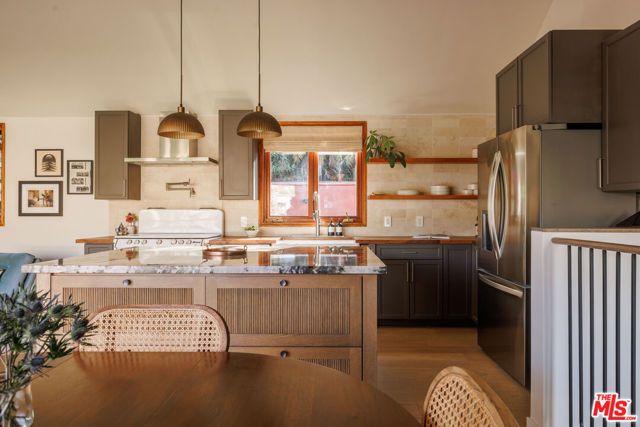 3223 Larissa Drive, Los Angeles, CA 90026