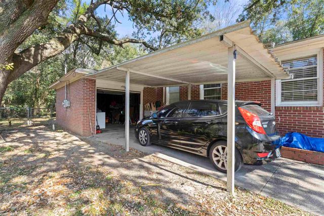 116 Rue Max St, Pensacola, FL 32507