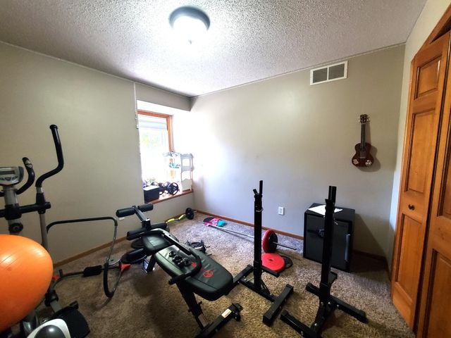 952 Conner Street, Chaska, MN 55318