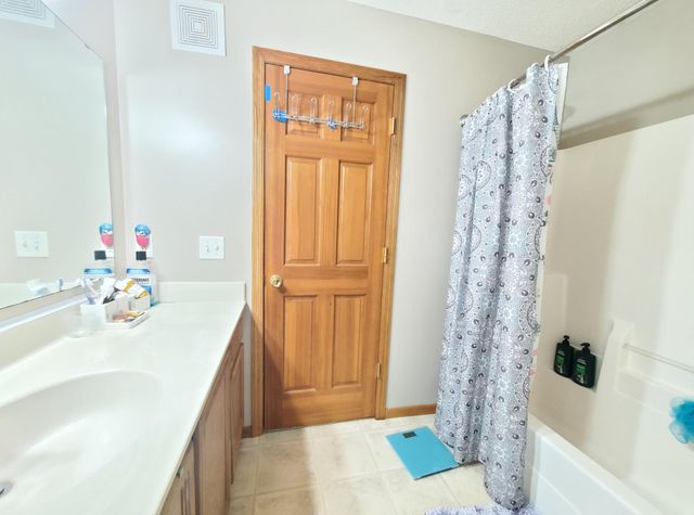 952 Conner Street, Chaska, MN 55318