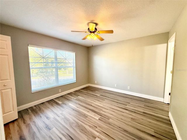 9604 CHARLESBERG DRIVE, Tampa, FL 33635