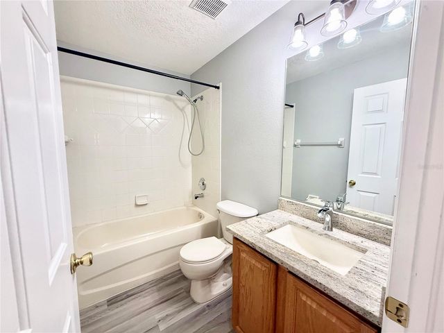 9604 CHARLESBERG DRIVE, Tampa, FL 33635