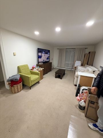 74 Beach St 1-6, Woburn, MA 01801