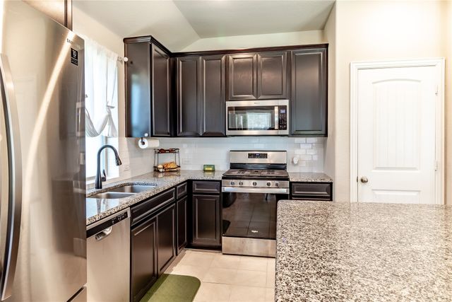 2103 Muscovy Street, Crandall, TX 75114