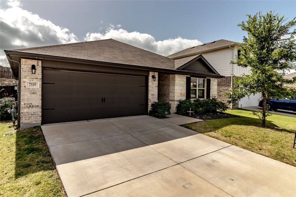 2103 Muscovy Street, Crandall, TX 75114