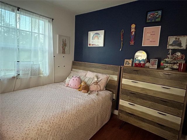 4110 NE 24th St, Homestead, FL 33033