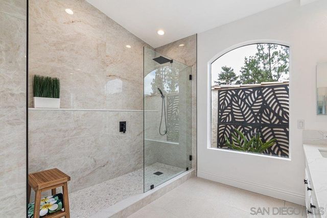 22905 Turnberry Court, Murrieta, CA 92562