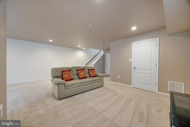 7834 SUNHAVEN WAY, Severn, MD 21144