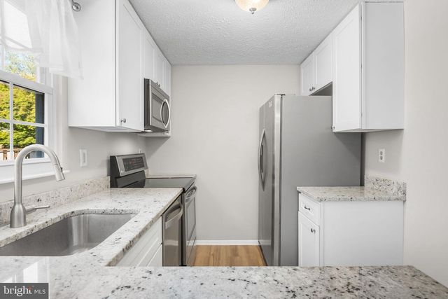 7807 BREEZY DOWN TER, Rockville, MD 20855
