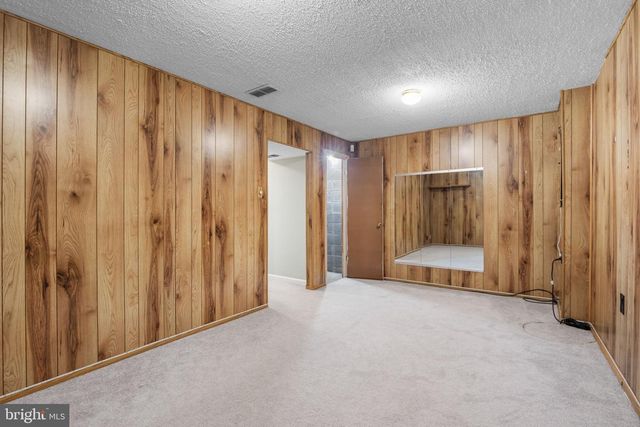 7807 BREEZY DOWN TER, Rockville, MD 20855