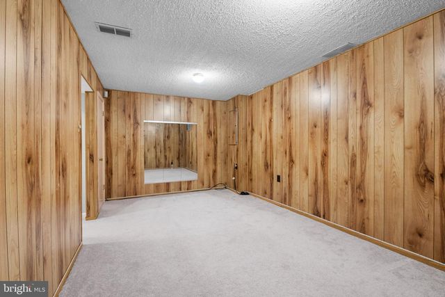 7807 BREEZY DOWN TER, Rockville, MD 20855