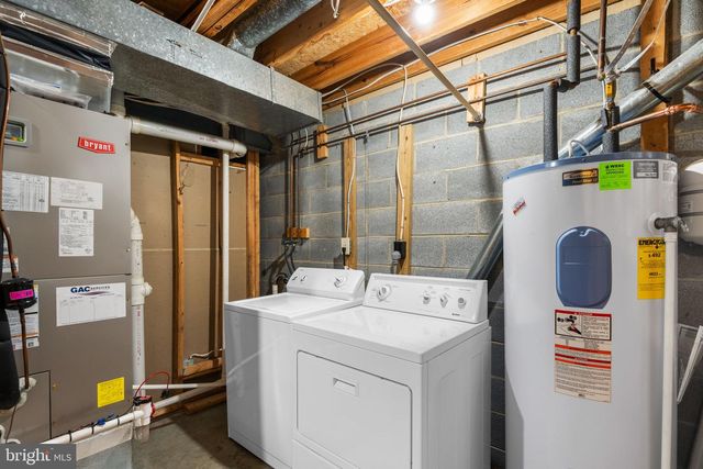 7807 BREEZY DOWN TER, Rockville, MD 20855