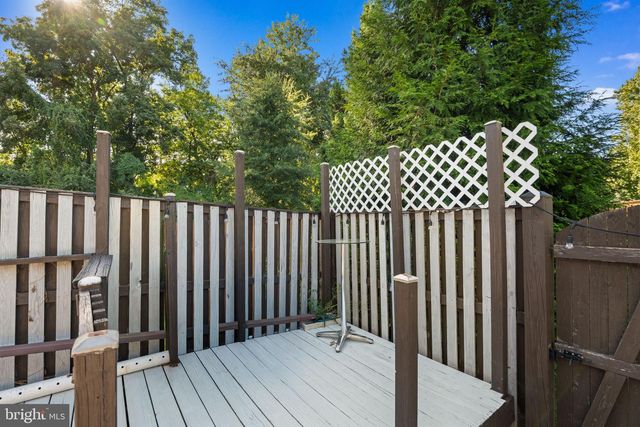 7807 BREEZY DOWN TER, Rockville, MD 20855
