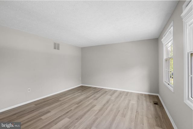 7807 BREEZY DOWN TER, Rockville, MD 20855