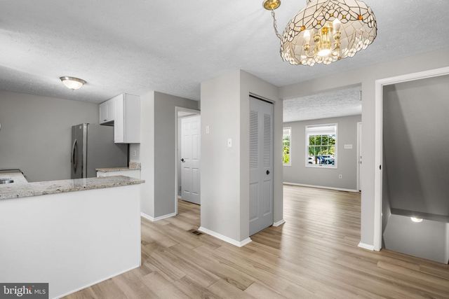 7807 BREEZY DOWN TER, Rockville, MD 20855