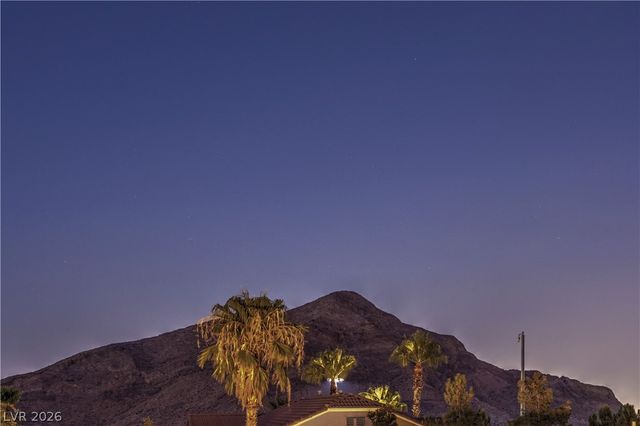 10474 Rustyville Court, Las Vegas, NV 89129