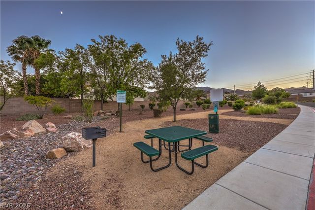 10474 Rustyville Court, Las Vegas, NV 89129