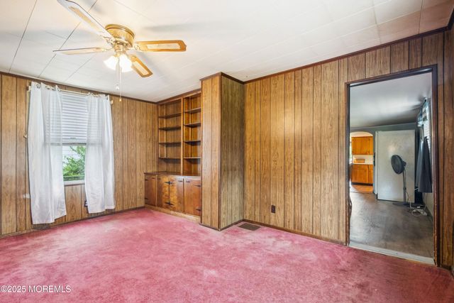 702 Bordentown Road, Burlington City, NJ 08016