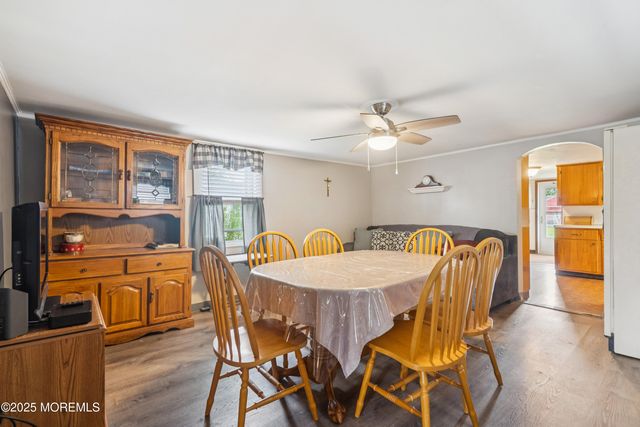 702 Bordentown Road, Burlington City, NJ 08016