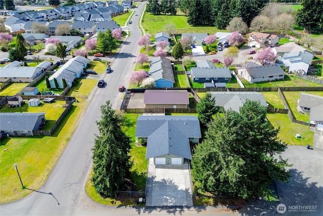 4945 Mt Tahoma Drive SE, Lacey, WA 98503