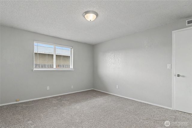 4945 Mt Tahoma Drive SE, Lacey, WA 98503