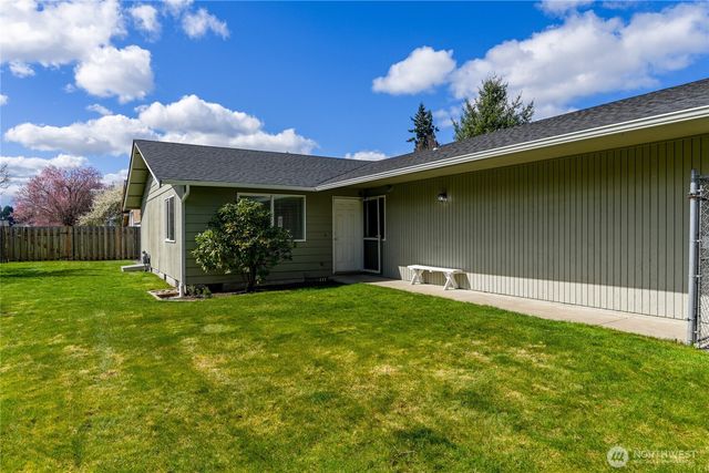 4945 Mt Tahoma Drive SE, Lacey, WA 98503
