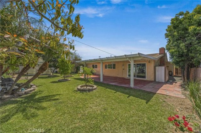 8501 Orinda Circle, Huntington Beach, CA 92647