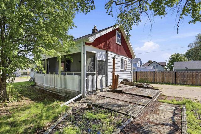 521 E CALUMET STREET, Appleton, WI 54915