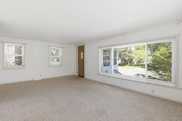 521 E CALUMET STREET, Appleton, WI 54915