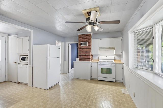 521 E CALUMET STREET, Appleton, WI 54915
