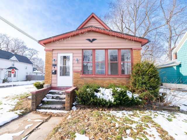 615 SUMMER Street, Pekin, IL 61554