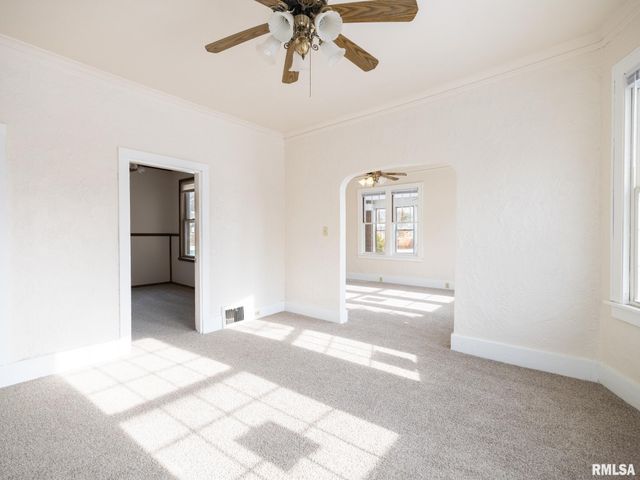 615 SUMMER Street, Pekin, IL 61554