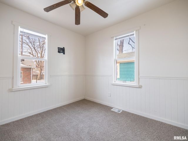 615 SUMMER Street, Pekin, IL 61554