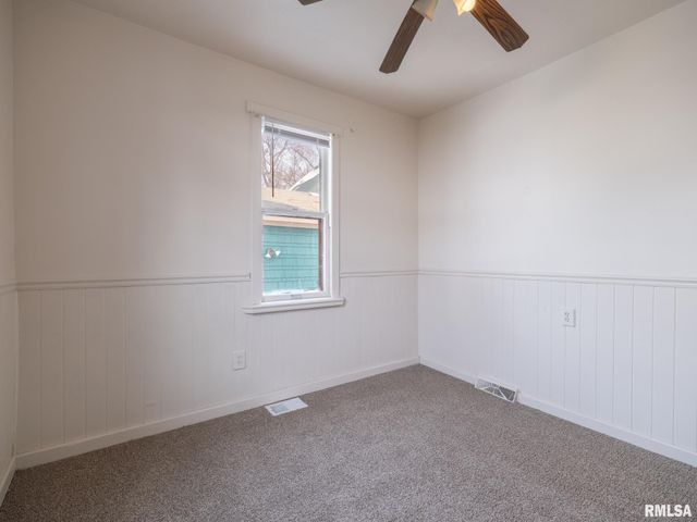 615 SUMMER Street, Pekin, IL 61554