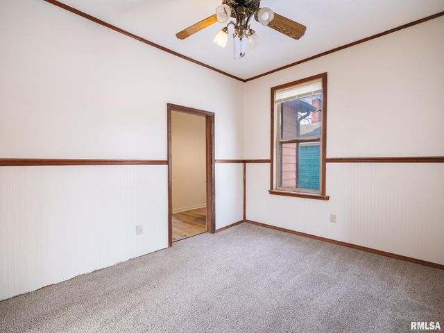 615 SUMMER Street, Pekin, IL 61554