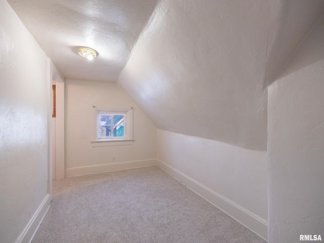 615 SUMMER Street, Pekin, IL 61554