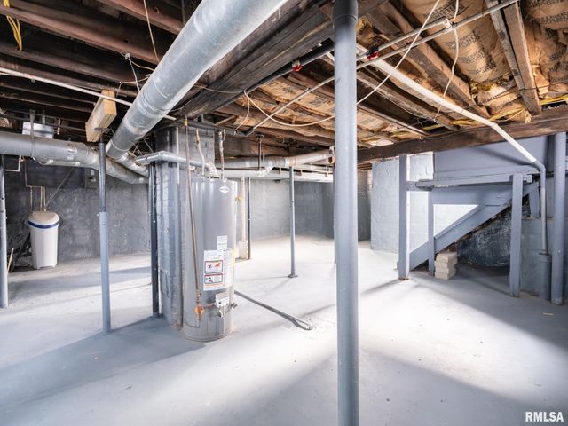 615 SUMMER Street, Pekin, IL 61554