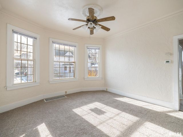 615 SUMMER Street, Pekin, IL 61554