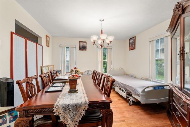 86 Oakland St, Stoughton, MA 02072