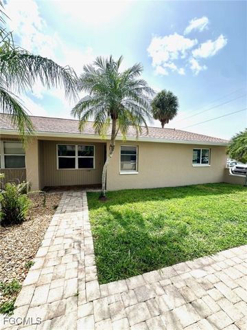 1102 SE 8TH TER B, Cape Coral, FL 33990