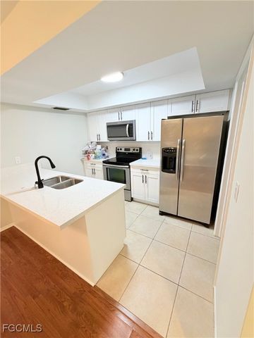 1102 SE 8TH TER B, Cape Coral, FL 33990