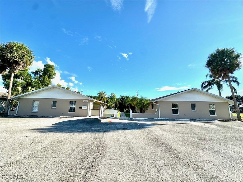 1102 SE 8TH TER B, Cape Coral, FL 33990