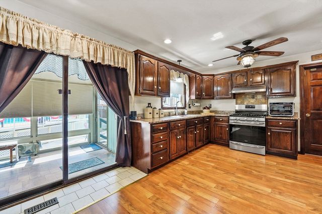 26 Marychris Drive, Hudson, MA 01749